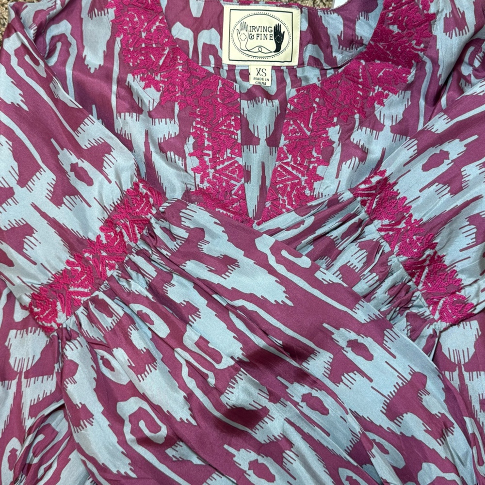 Silk Ikat Gray/Magenta Embroidered Tunic with Bell Sleeves  Boho Gypsy - Picture 6 of 7
